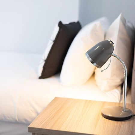 City Centre, Parking, Smart Tv'S In All Rooms Σουόνσι Εξωτερικό φωτογραφία