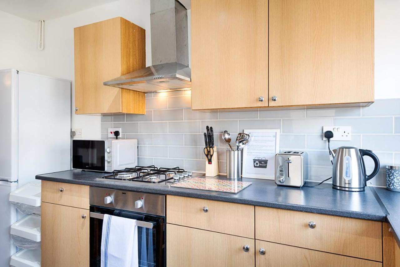 City Centre, Parking, Smart Tv'S In All Rooms Σουόνσι Εξωτερικό φωτογραφία