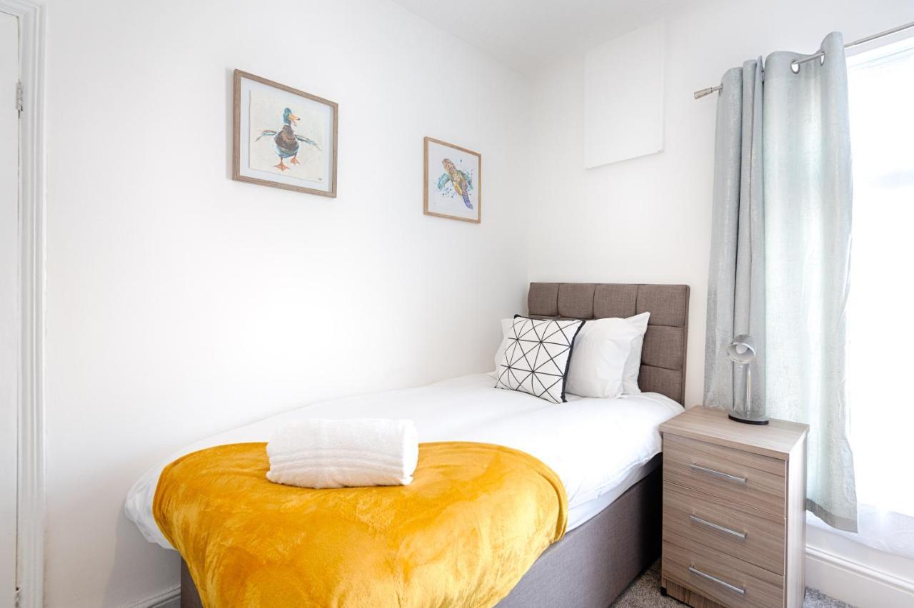 City Centre, Parking, Smart Tv'S In All Rooms Σουόνσι Εξωτερικό φωτογραφία